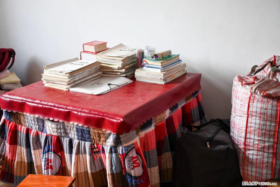 全网追的“扁担女孩”,找了一份暑假工,时薪12元 - 临夏生活资讯 - 临夏28生活网 linxia.28life.com